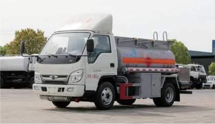 147-foton-oil-truck.jpg FOTON Oil Truck - Image 1