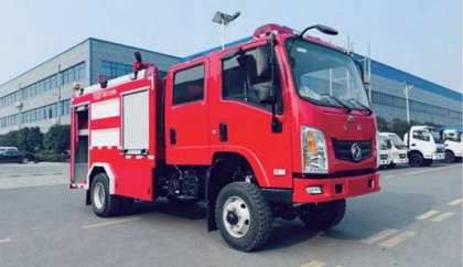 229-dongfeng-4-4-off-road-fire-truck.jpg DONGFENG 4*4 Off-Road Fire Truck - Image 1