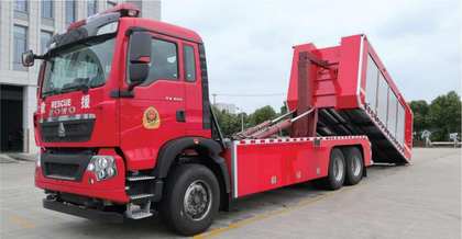 236-sinotruk-howo-6-4-self-loading-fire-truck.jpg SINOTRUK HOWO 6*4 Self-Loading Fire Truck - Image 1